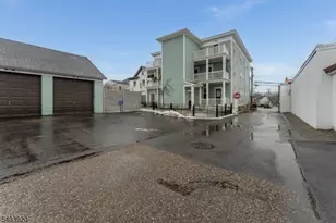 16 Main Street Penthouse, Flemington, NJ 08822 - Photo 28