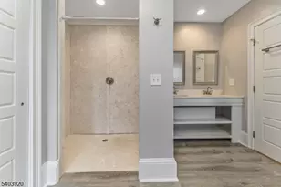 16 Main Street Penthouse, Flemington, NJ 08822 - Photo 20