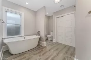 16 Main Street Penthouse, Flemington, NJ 08822 - Photo 10