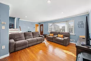 2563 Jackson Ave, Union Township, NJ 07083 - Photo 4