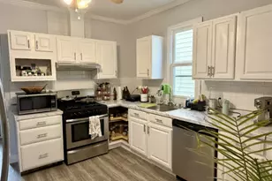 580 Monroe Ave, Elizabeth, NJ 07201 - Photo 2