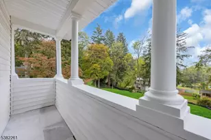 22 Orchard Hill Rd, Bernardsville, NJ 07924 - Photo 6