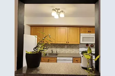 218 Prospect Ave #3c, Hackensack, NJ 07601 - Photo 8