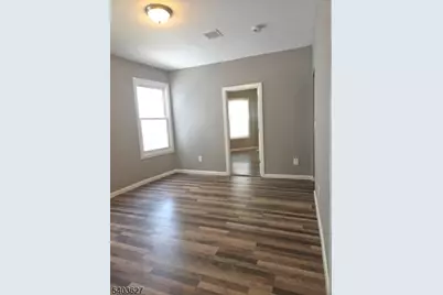 131 N 14th St, East Orange, NJ 07017 - Photo 6