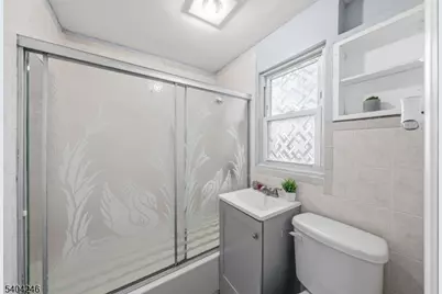 337 Lafayette St, Rahway, NJ 07065 - Photo 18