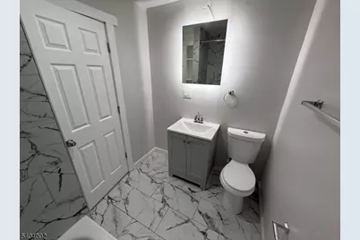 28 Kenmore Ave, Newark, NJ 07106 - Photo 4