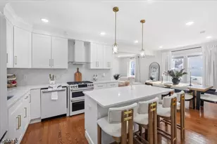 16 Cedar Pl, Hawthorne, NJ 07506 - Photo 10