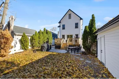 16 Cedar Pl, Hawthorne, NJ 07506 - Photo 34