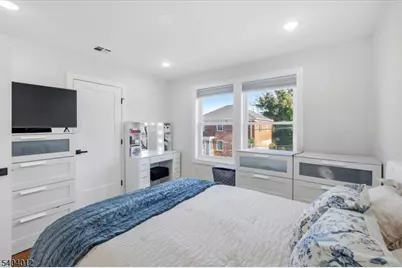 16 Cedar Pl, Hawthorne, NJ 07506 - Photo 26