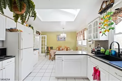 220 Montrose Ave, South Plainfield, NJ 07080 - Photo 6