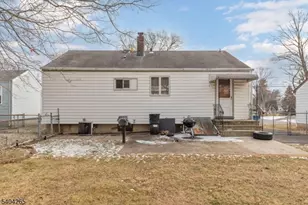 399 Richard Way, North Plainfield, NJ 07062 - Photo 24