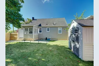 812 Washington Ave, Linden, NJ 07036 - Photo 22