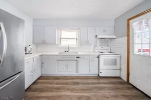 44 N 1st Ave, Mine Hill, NJ 07803 - Photo 6