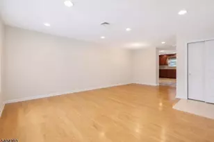 135 Grove St, Tenafly, NJ 07670 - Photo 4