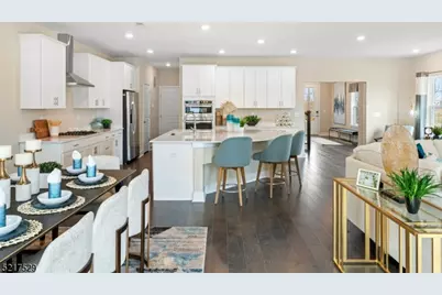 16 Eastwood Ter #16, East Hanover Township, NJ 07936 - Photo 6