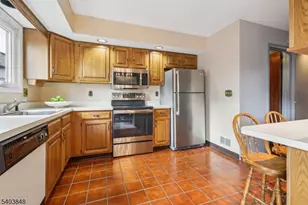 70 River Rd, Clifton, NJ 07014 - Photo 16