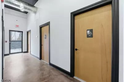 109 N 7th St, Newark, NJ 07107 - Photo 6