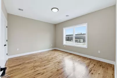 109 N 7th St, Newark, NJ 07107 - Photo 14