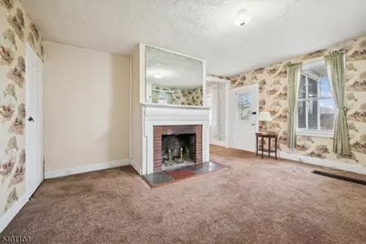 105 Butler Road, Franklin Township, NJ 08802 - Photo 6