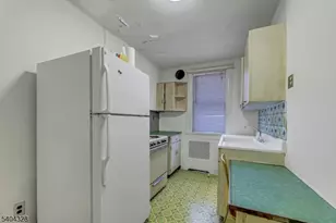 16 N Mountain Ave, Montclair, NJ 07042 - Photo 30