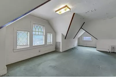 16 N Mountain Ave, Montclair, NJ 07042 - Photo 32