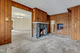 16 N Mountain Ave, Montclair, NJ 07042 - Photo 4