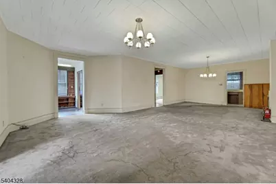 16 N Mountain Ave, Montclair, NJ 07042 - Photo 6