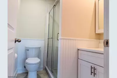 46 Elmwood Dr, Livingston, NJ 07039 - Photo 12