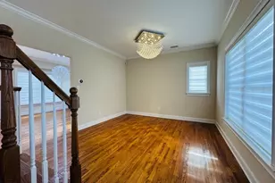 46 Elmwood Dr, Livingston, NJ 07039 - Photo 2