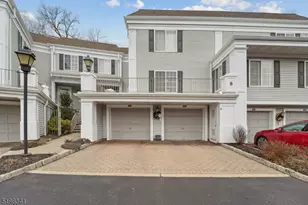 162 Riveredge Dr, Chatham Township, NJ 07928 - Photo 1