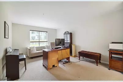 162 Riveredge Dr #162, Chatham Township, NJ 07928 - Photo 8