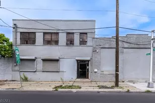 413 Frelinghuysen Ave, Newark, NJ 07114 - Photo 1