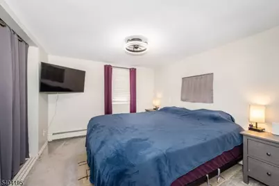 304 Squaw Trl, Hopatcong, NJ 07821 - Photo 14