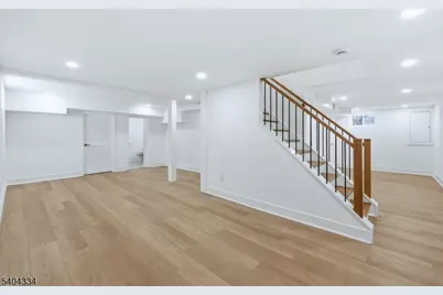 8 Mountainview Rd, Millburn, NJ 07041 - Photo 32