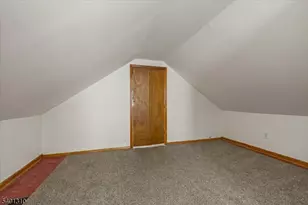 348 Roosevelt Ln, Kenilworth, NJ 07033 - Photo 10