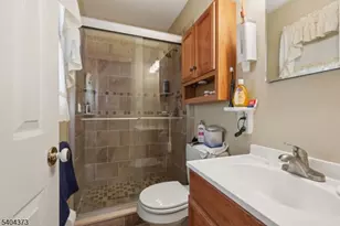 29 Joyce Dr, Roxbury Township, NJ 07876 - Photo 18