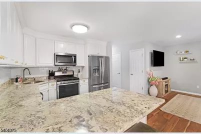 6 Druid Ln, Hardyston Township, NJ 07419 - Photo 4