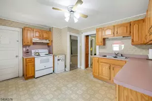 40 Mountain Ave, Mendham, NJ 07945 - Photo 8