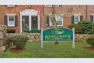 201 Lincoln Park E, Cranford Township, NJ 07016 - Photo 18