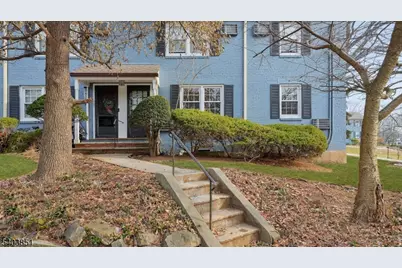 201 Lincoln Park E, Cranford Township, NJ 07016 - Photo 2