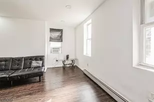 261 W Main St, Bound Brook, NJ 08805 - Photo 4