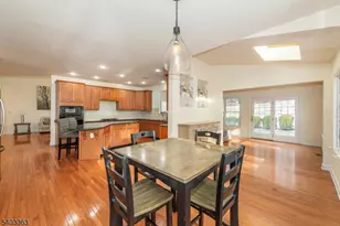 14 Greenbriar Ct, Mount Olive, NJ 07836 - Photo 12