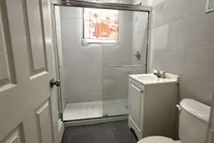 327 Ashton Ave, Linden, NJ 07036 - Photo 10