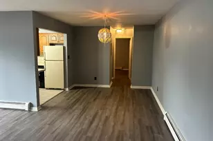 527 Andria Ave, Hillsborough Township, NJ 08844 - Photo 6