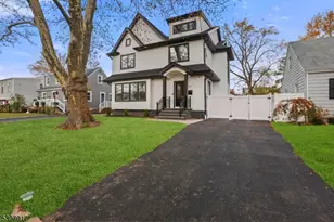 29 Alice Ln, Clark Township, NJ 07066 - Photo 1