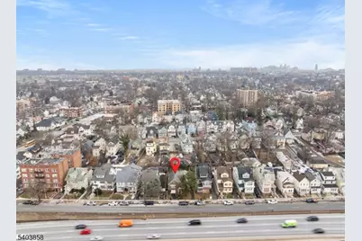 220 N Oraton Pkwy, East Orange, NJ 07017 - Photo 4