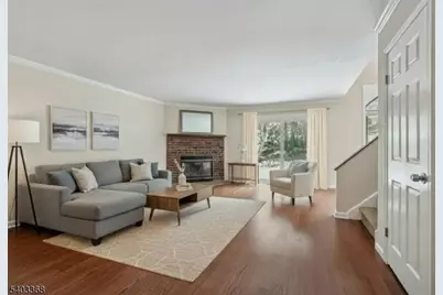 131 Sunrise Dr, Hanover Township, NJ 07981 - Photo 8