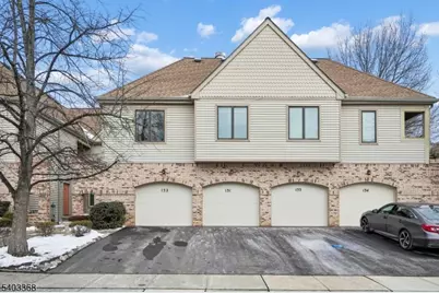 131 Sunrise Dr, Hanover Township, NJ 07981 - Photo 2