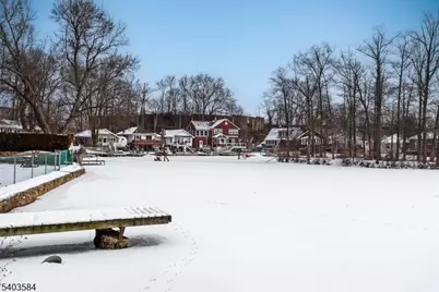 109 Sunset Trl, Denville, NJ 07834 - Photo 1