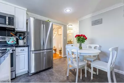 49 Kearney St, Dover, NJ 07801 - Photo 10